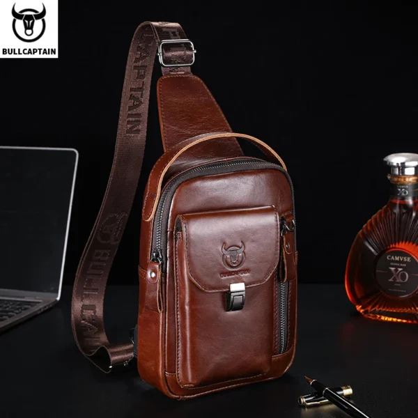 Bolsa Masculina BULLCAPTAIN em Couro Legítimo – Segurança, Estilo e Praticidade