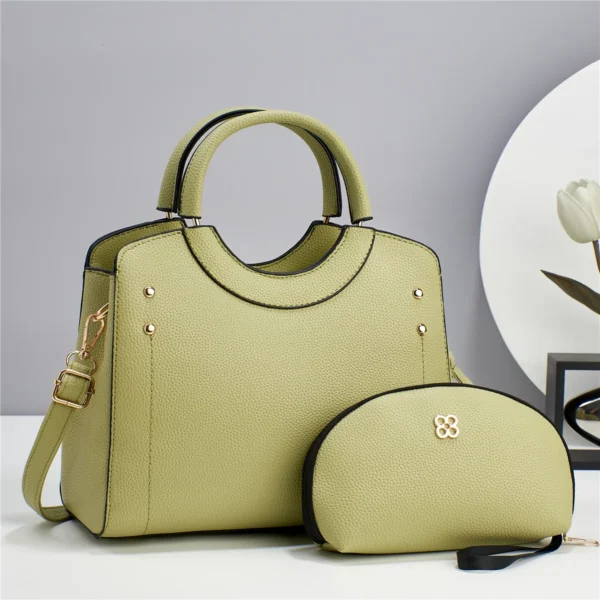 Bolsa Feminina Elegante Croco – Sofisticação e Espaço em um Só Acessório! - Image 8