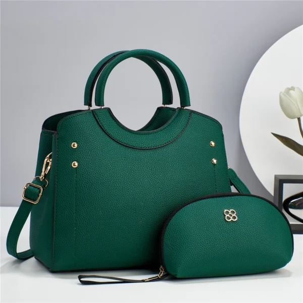 Bolsa Feminina Elegante Croco – Sofisticação e Espaço em um Só Acessório! - Image 14