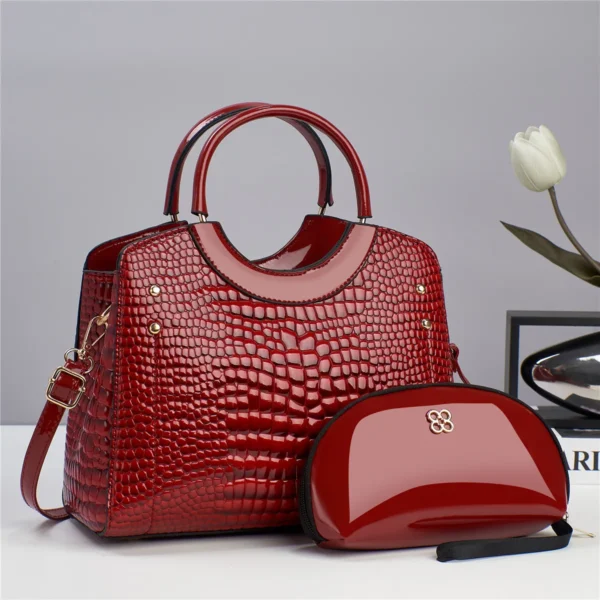 Bolsa Feminina Elegante Croco – Sofisticação e Espaço em um Só Acessório! - Image 4