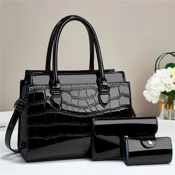 Bolsa  Feminina Bright Croco Lux – Elegância com Personalidade e Alta Capacidade - Image 3