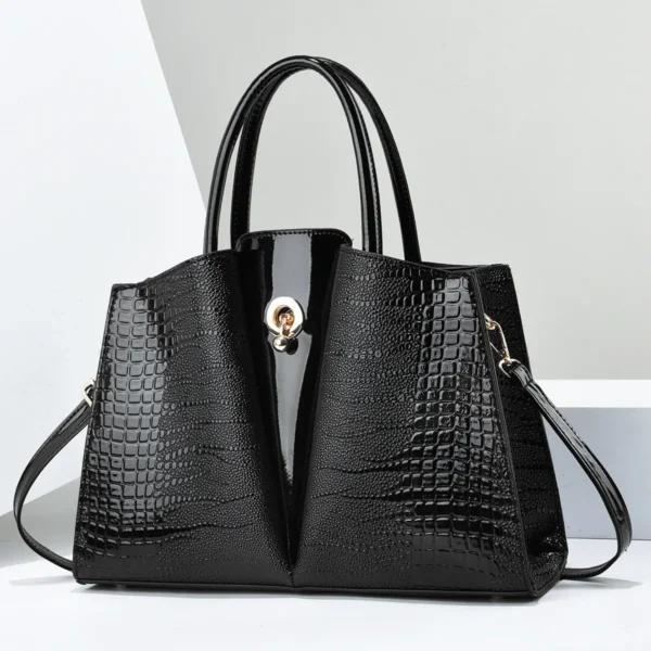 Bolsa Feminina Classic Retro Luxe – Estilo Atemporal com Espaço e Sofisticação - Image 9