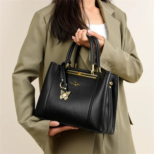Bolsa Feminina Soft Premium VANDERWAH – Design Moderno, Toque Macio e Espaço de Sobra - Image 2