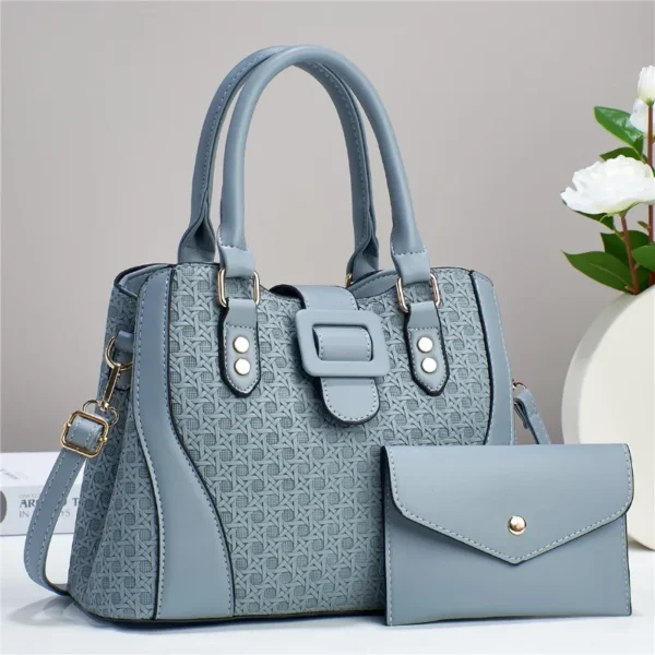 Bolsa Feminina Urban Classic Tote + Carteira – Sofisticação e Praticidade para o Seu Dia a Dia - Image 6